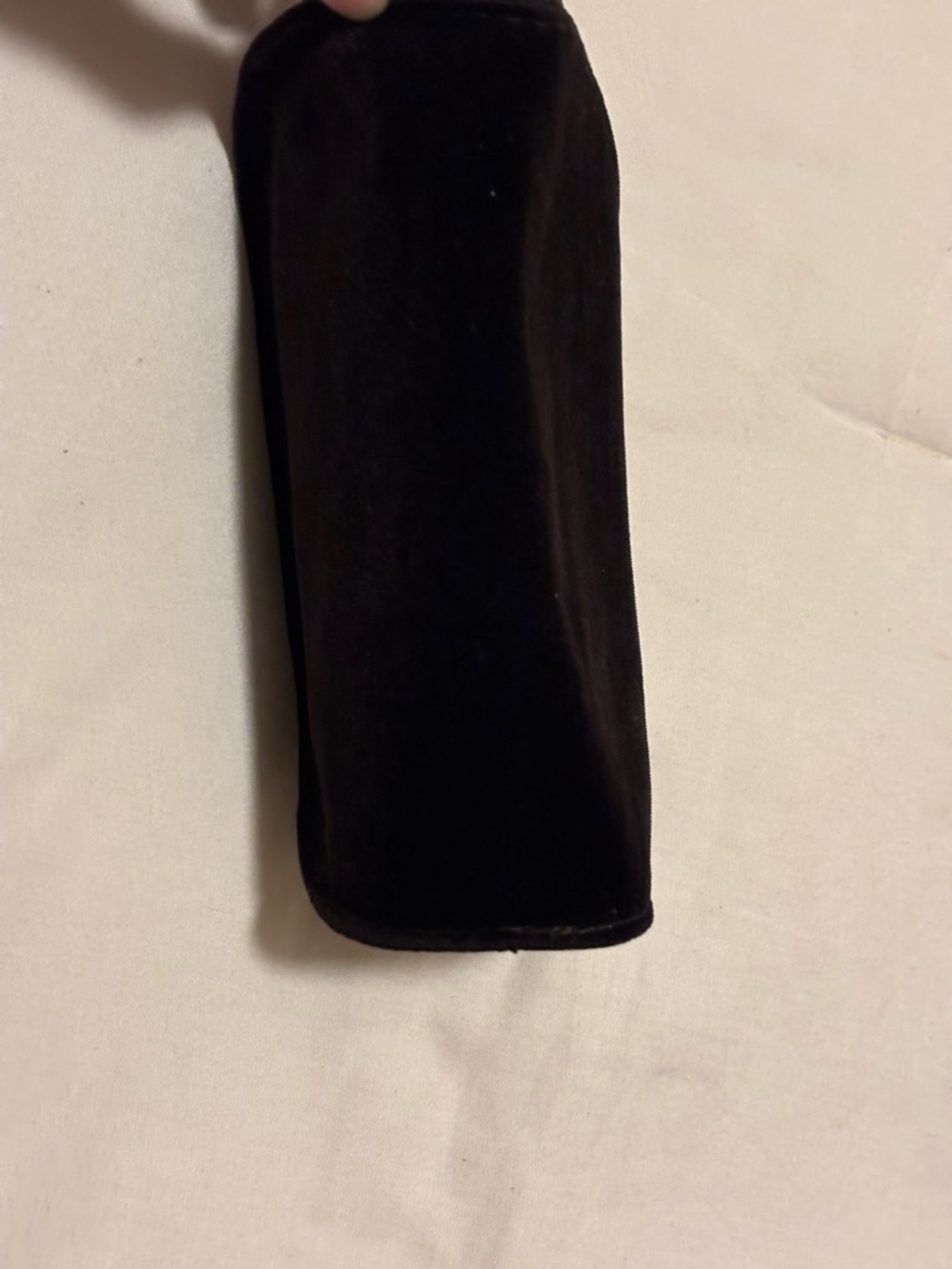 Tom Ford Black Velvet Sunglasses Pouch - Picture 4 of 5